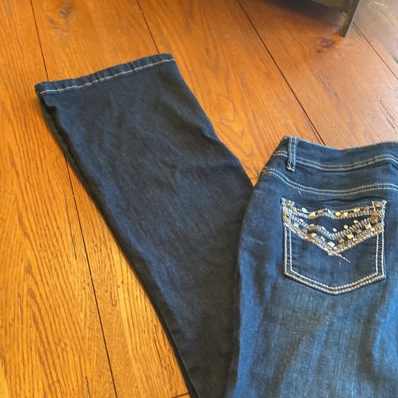 Roz & ALI - Picture 8 of 10